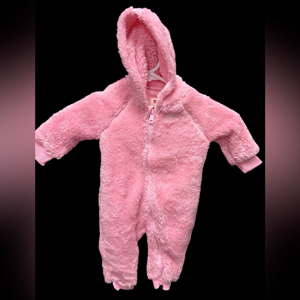 Levi’s baby girls size 6 months zipper front fleece hoodie one piece romper $40